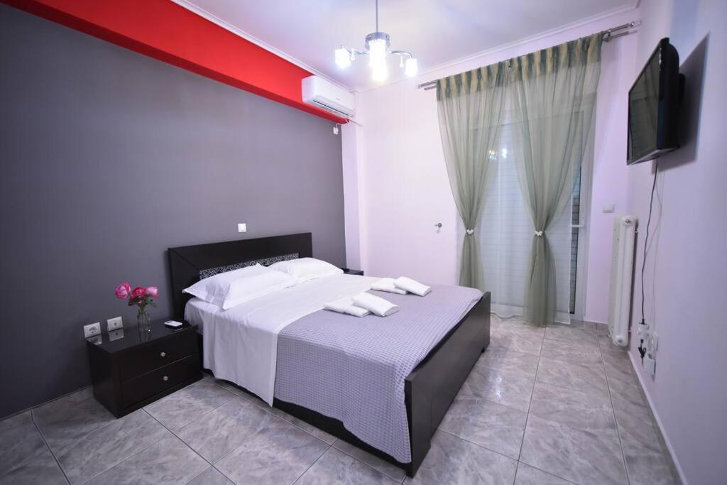 Lili'S Apartment Елефсина Екстериор снимка